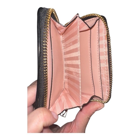 Victoria's Secret Small Black‎ Zip Around Wallet - Picture 4 of 8